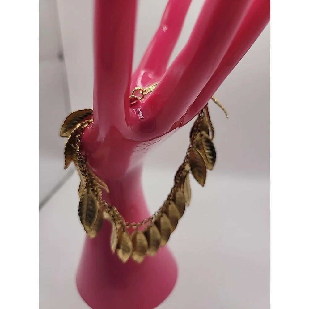 Vintage Napier Gold Tone Leaf Charm Bracelet Botanical Nature Classic Jewelry - Picture 6 of 15